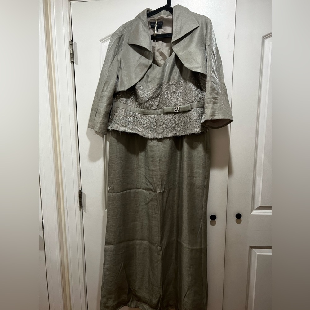 Mother of the Bride / Wedding Guest dress